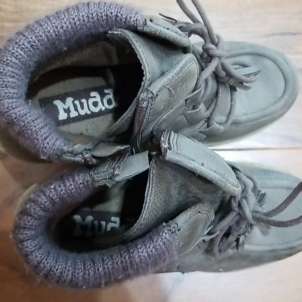 Booties - Picture 3 of 4